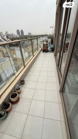 דירה, שמעון התרסי 37, הצפון הישן - צפון, תל אביב יפו