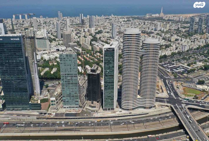 משרדים, דרך מנחם בגין 156, תל אביב יפו