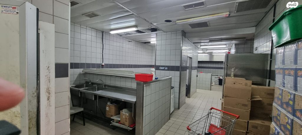 אולמות, יפו, מקור ברוך, ירושלים