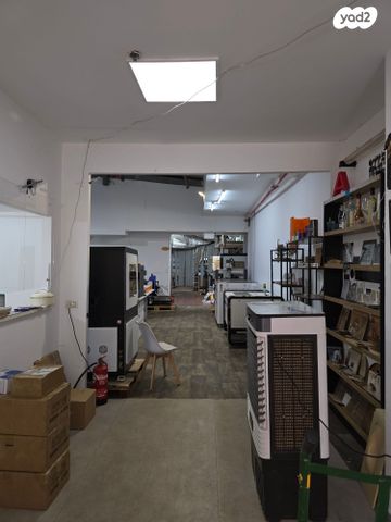 מחסנים, גינתון