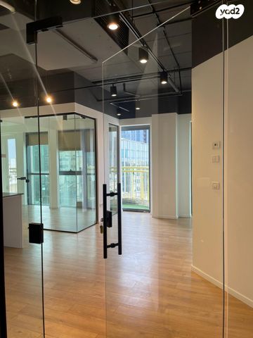 משרדים, בורסה, רמת גן