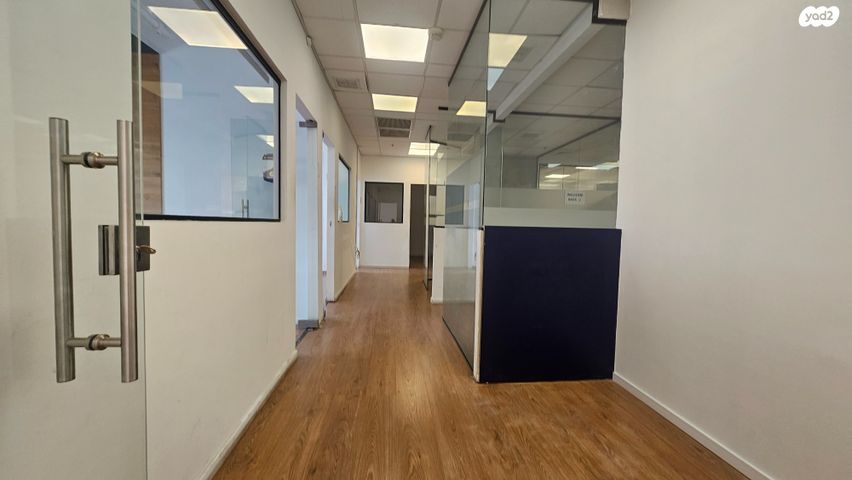 משרדים, תפוצות ישראל, תל גנים, גבעתיים