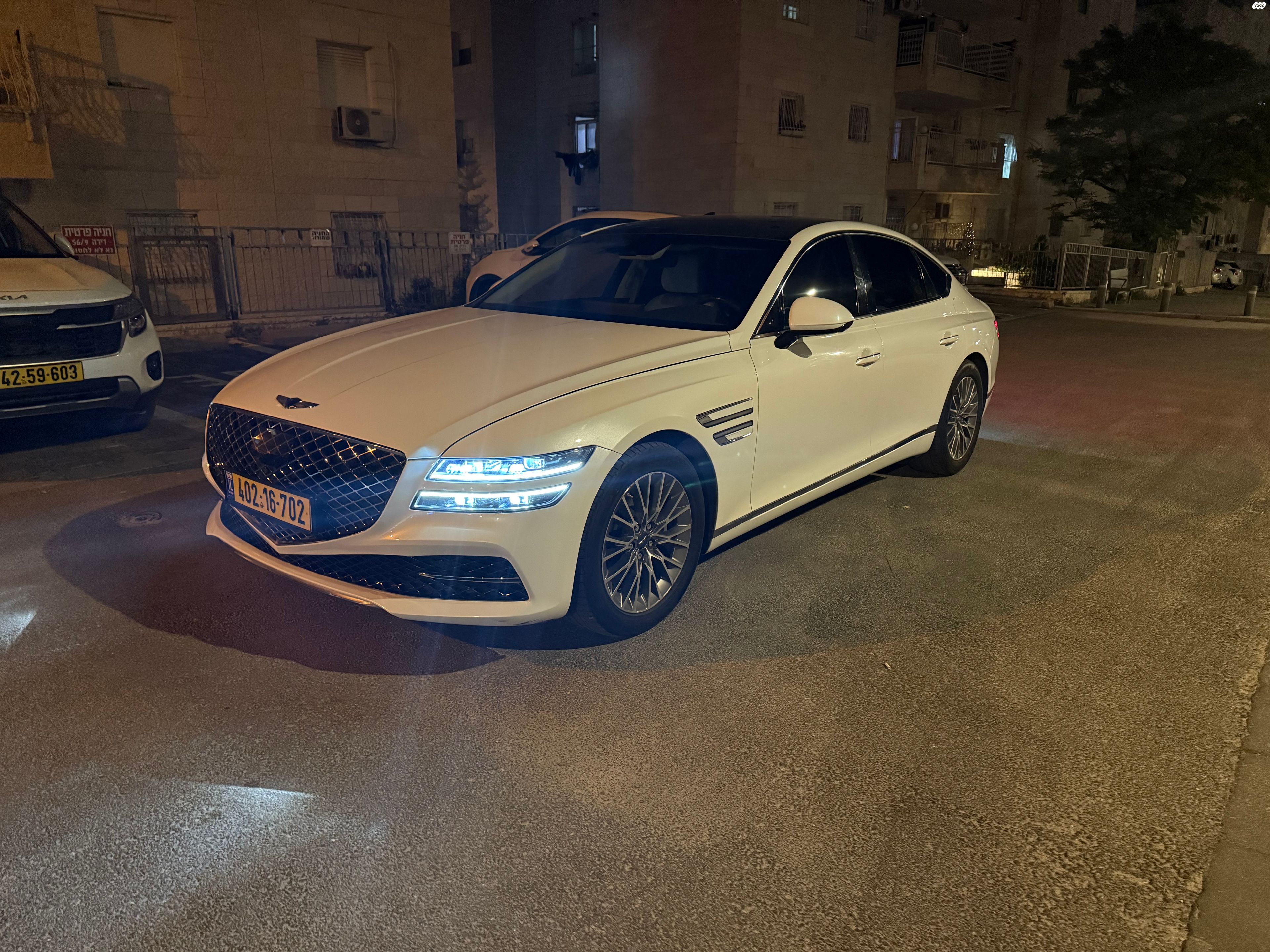 מודעת רכב ג'נסיס G80