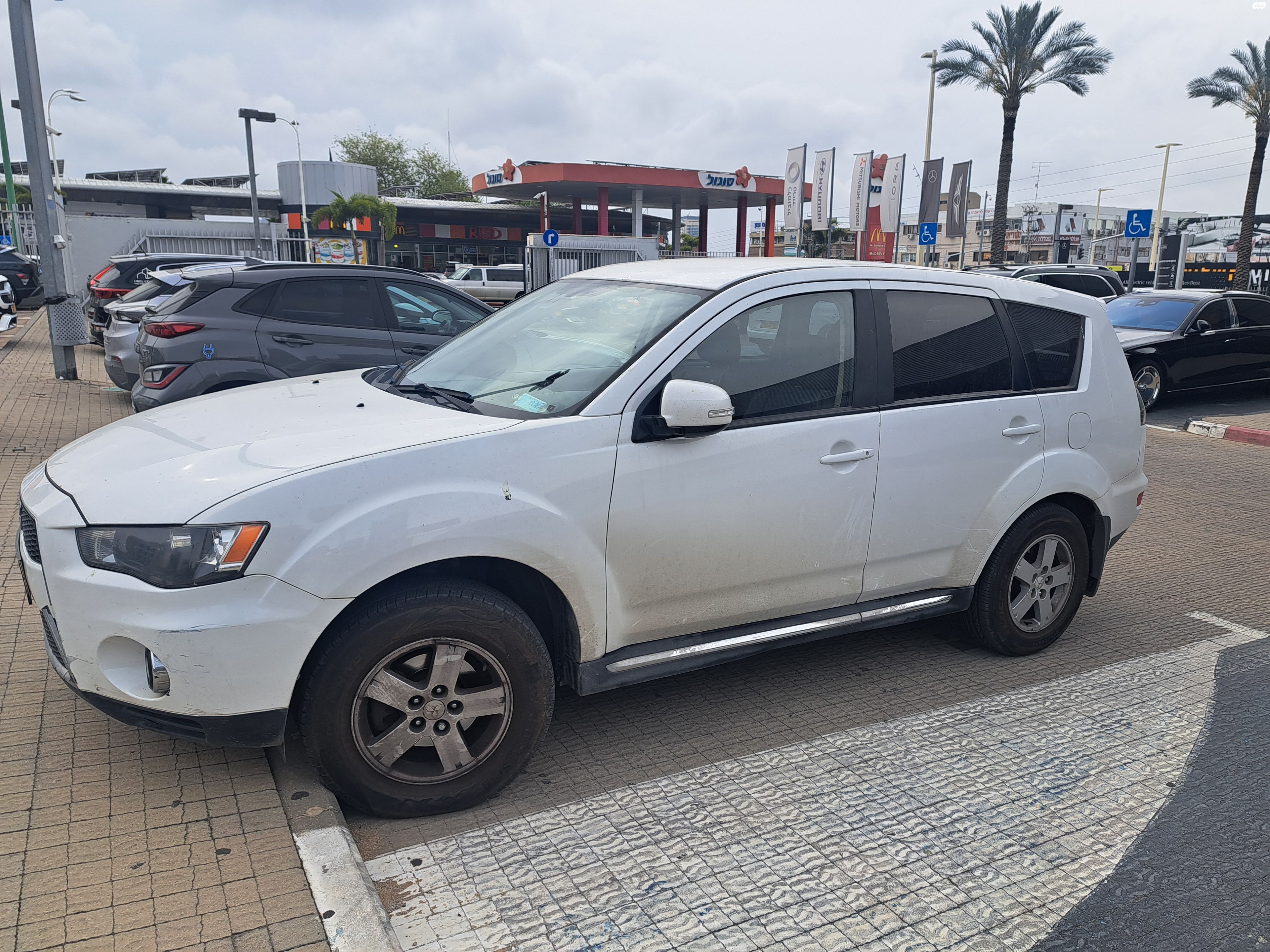 מודעת רכב מיצובישי אאוטלנדר