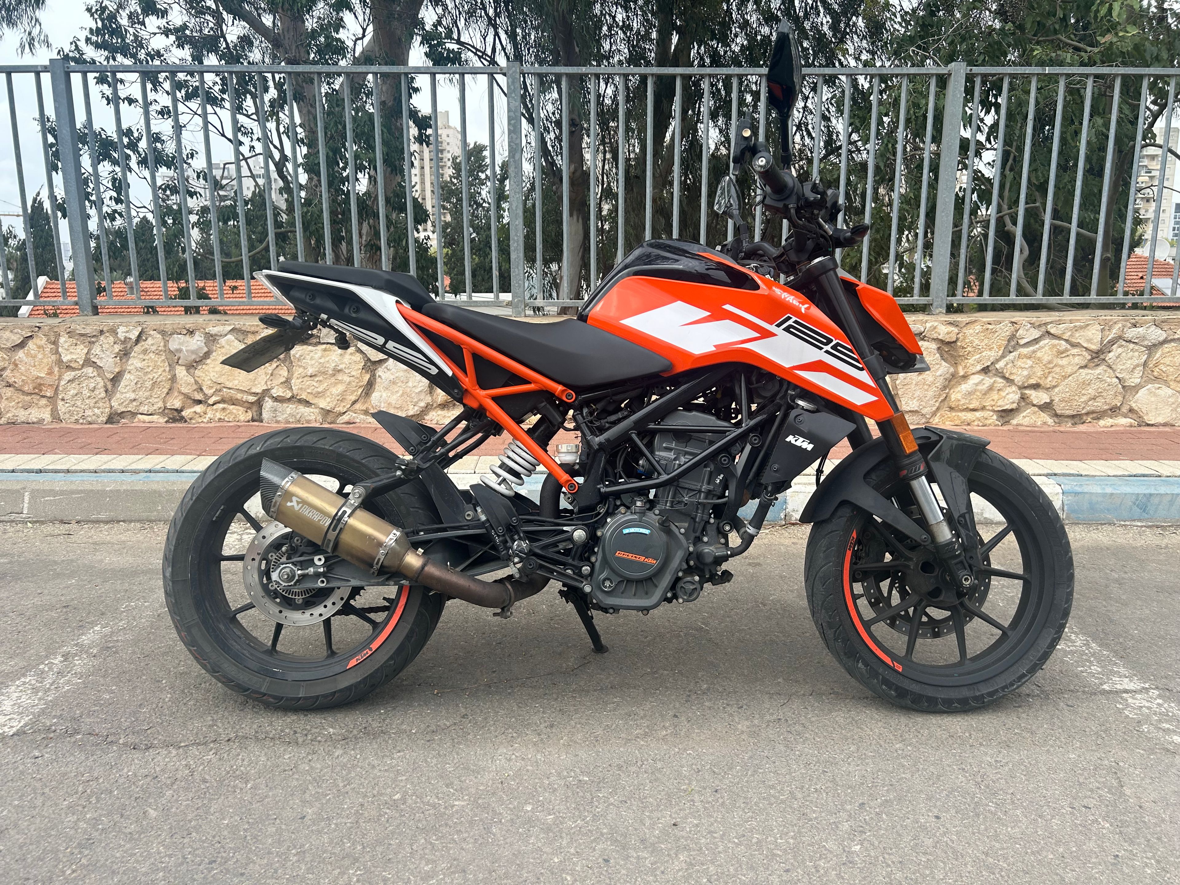 מודעת רכב KTM Duke