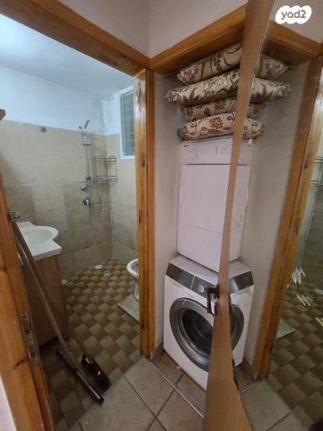 דירה, ז'בוטינסקי 5, שיכון ד, טבריה