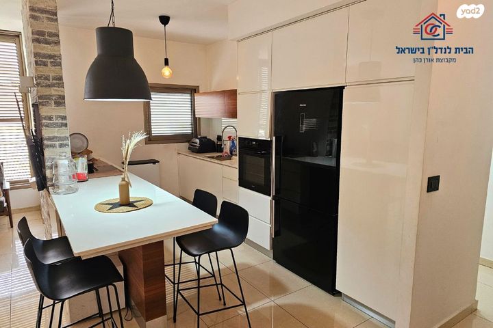 דירה, יהושע חנקין, רסקו א', חולון