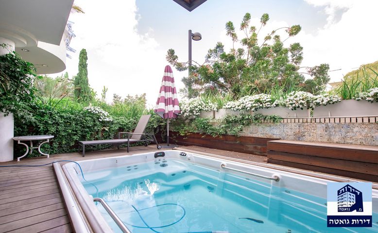 בית פרטי/ קוטג', נווה עוז, פתח תקווה