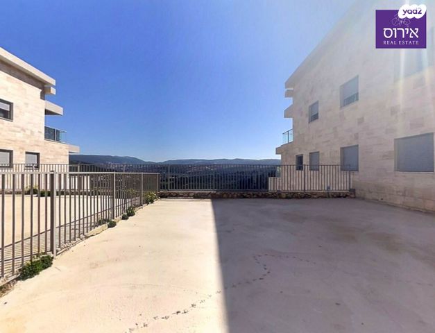 דירת גן, מעלות תרשיחא