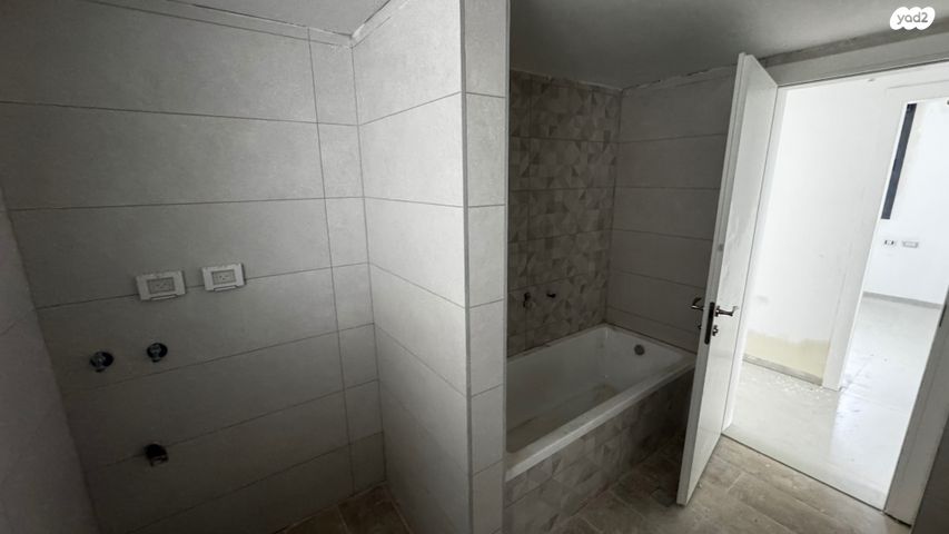 דירה, דוכיפת, גבעת אלונים, קרית אתא