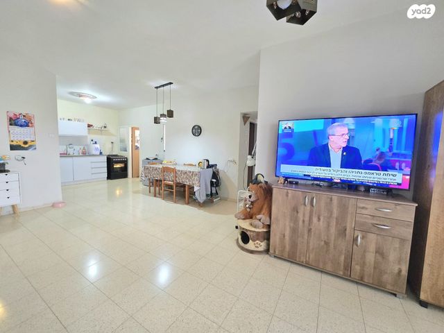 דירה, יעקובי 4, מיליצ'ן, רחובות