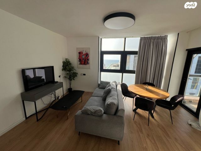 דופלקס, הירקון 52, לב תל אביב, לב העיר צפון, תל אביב יפו