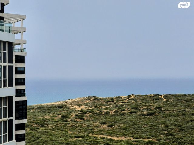 דירה, עוזי חיטמן 3, עיר ימים, נתניה