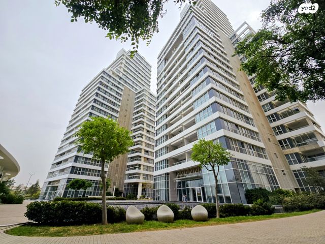 עוזי חיטמן 3