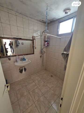 דירה, שכונת שז"ר, שז"ר, אור עקיבא