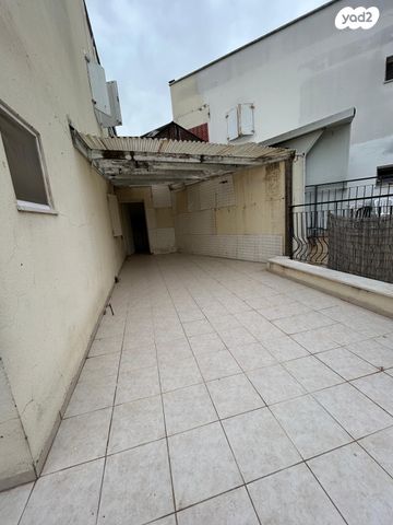 דירה, נחל הצבי, מגדל העמק