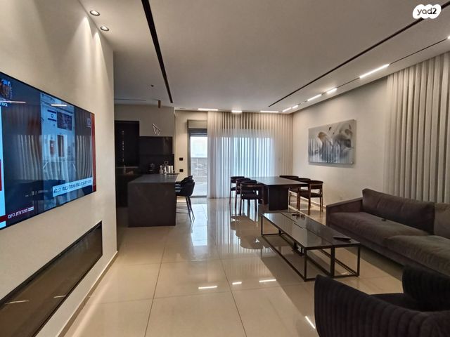 גג/ פנטהאוז, דפנה, סיגליות, באר שבע