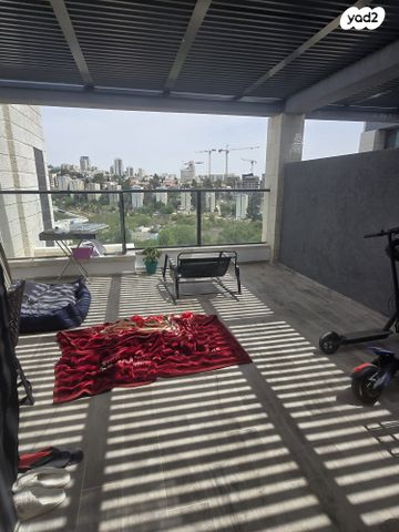 גג/ פנטהאוז, קוסטה ריקה, עיר גנים, ירושלים