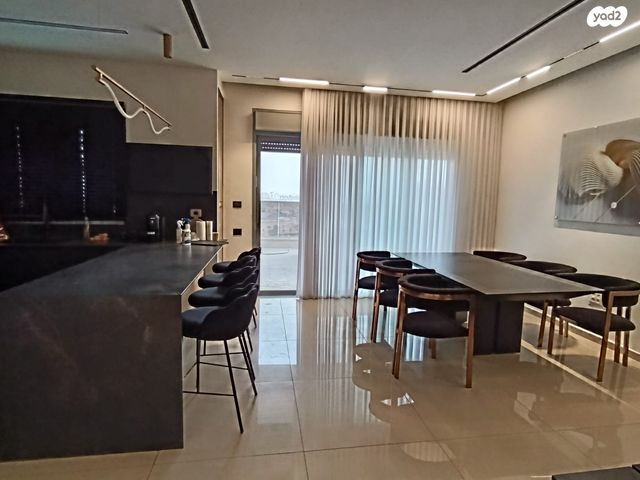 גג/ פנטהאוז, דפנה, סיגליות, באר שבע