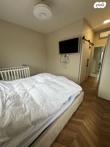 גג/ פנטהאוז, נהריה