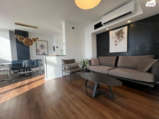 דופלקס, הירקון 52, לב תל אביב, לב העיר צפון, תל אביב יפו