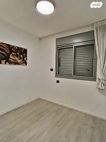 גג/ פנטהאוז, דפנה, סיגליות, באר שבע