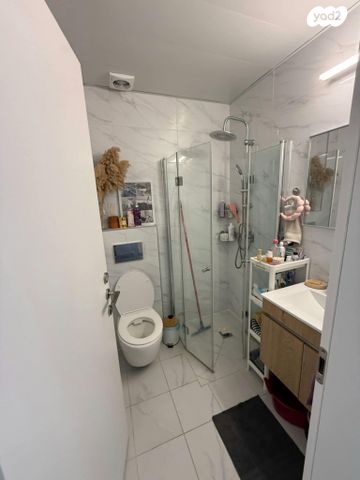 דירה, יהודה הימית 25, צהלון, שיכוני חסכון, תל אביב יפו