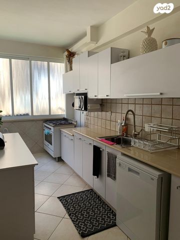 דירה, צלליכין, רמז, מערב ותיק, ראשון לציון