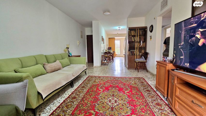 דירה, אשכולות, הגליל, כרמיאל