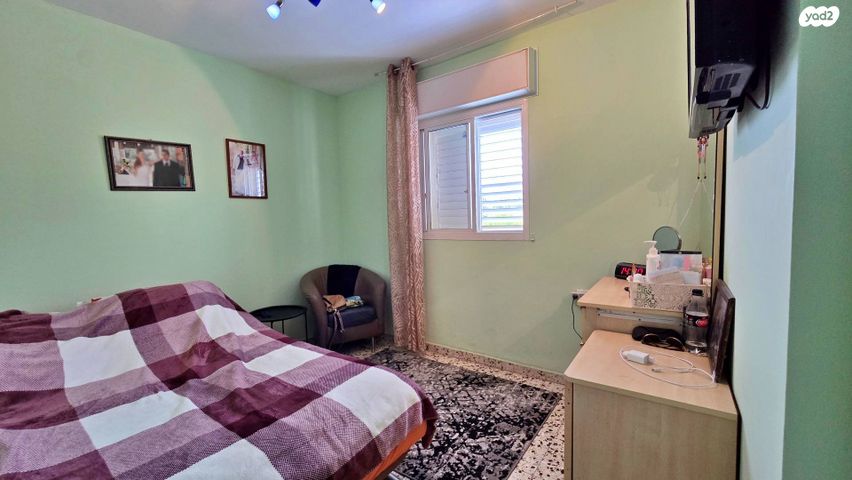 דירה, אשכולות, הגליל, כרמיאל