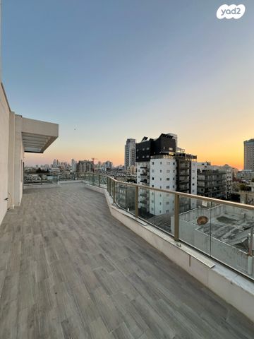 גג/ פנטהאוז