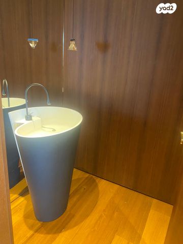 דירה, הירקון, תל אביב יפו