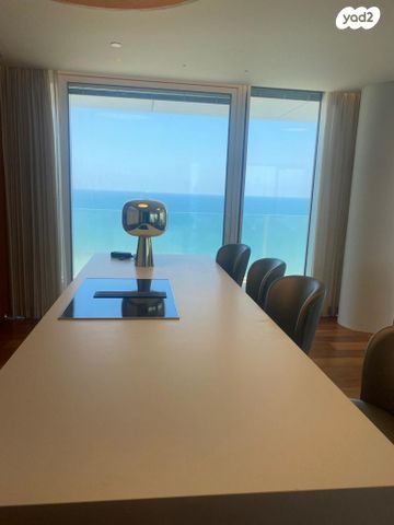 דירה, הירקון, תל אביב יפו