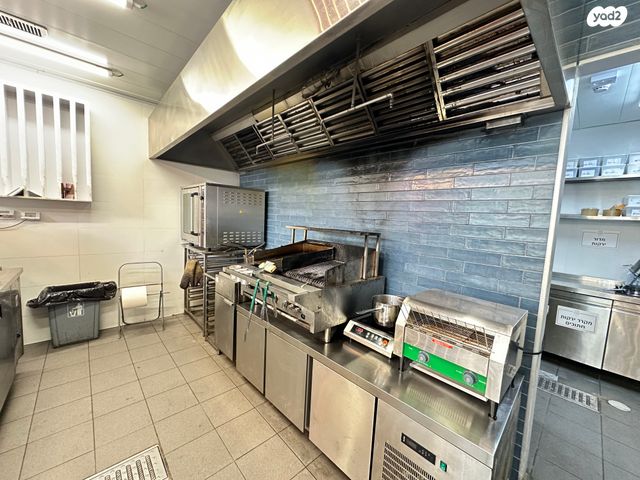 חנויות/ שטח מסחרי, שאר העיר, מודיעין מכבים רעות