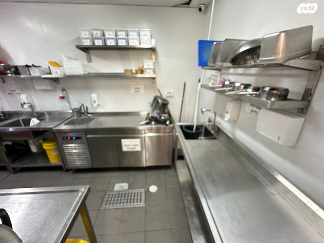 חנויות/ שטח מסחרי, שאר העיר, מודיעין מכבים רעות