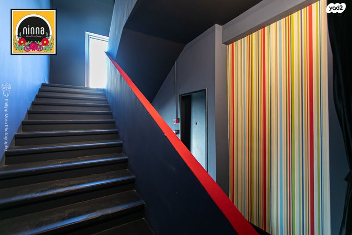 בית מלון, הבנקים 9, שער פלמר, תחנת רכבת השמונה, חיפה