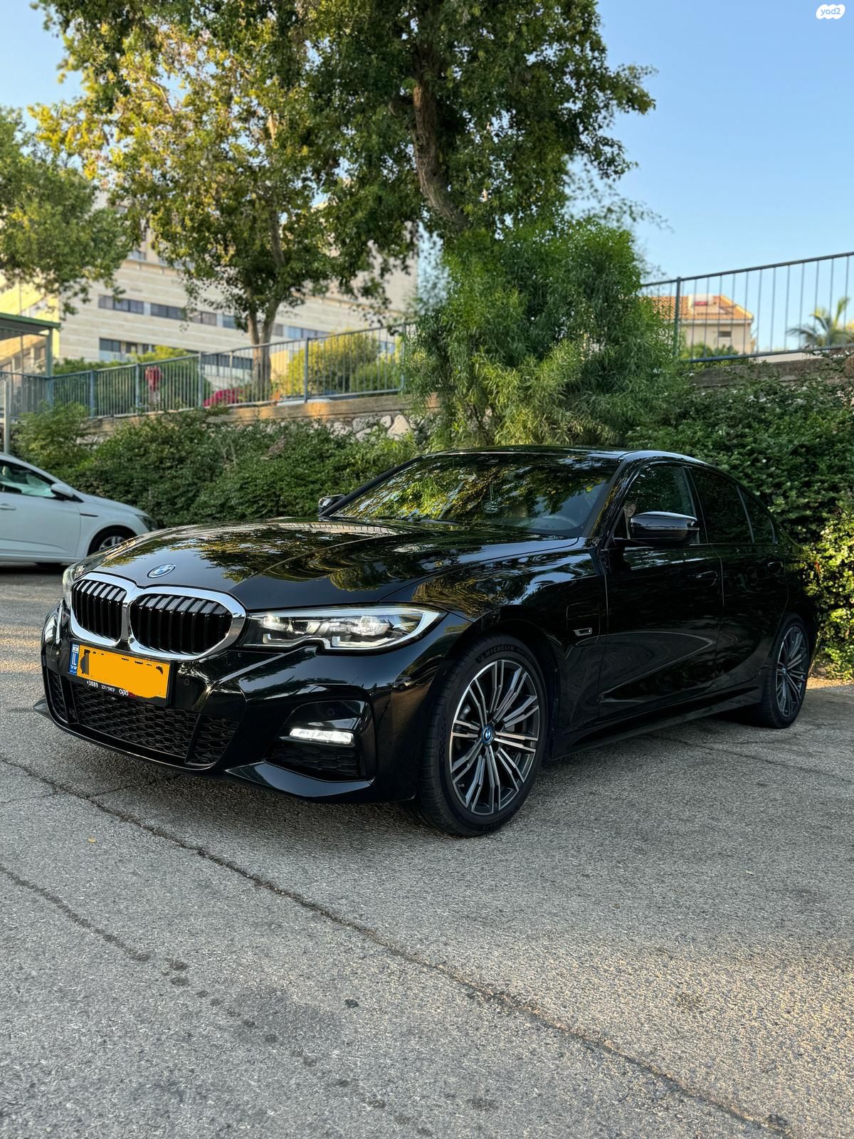 מודעת רכב ב מ וו סדרה 3