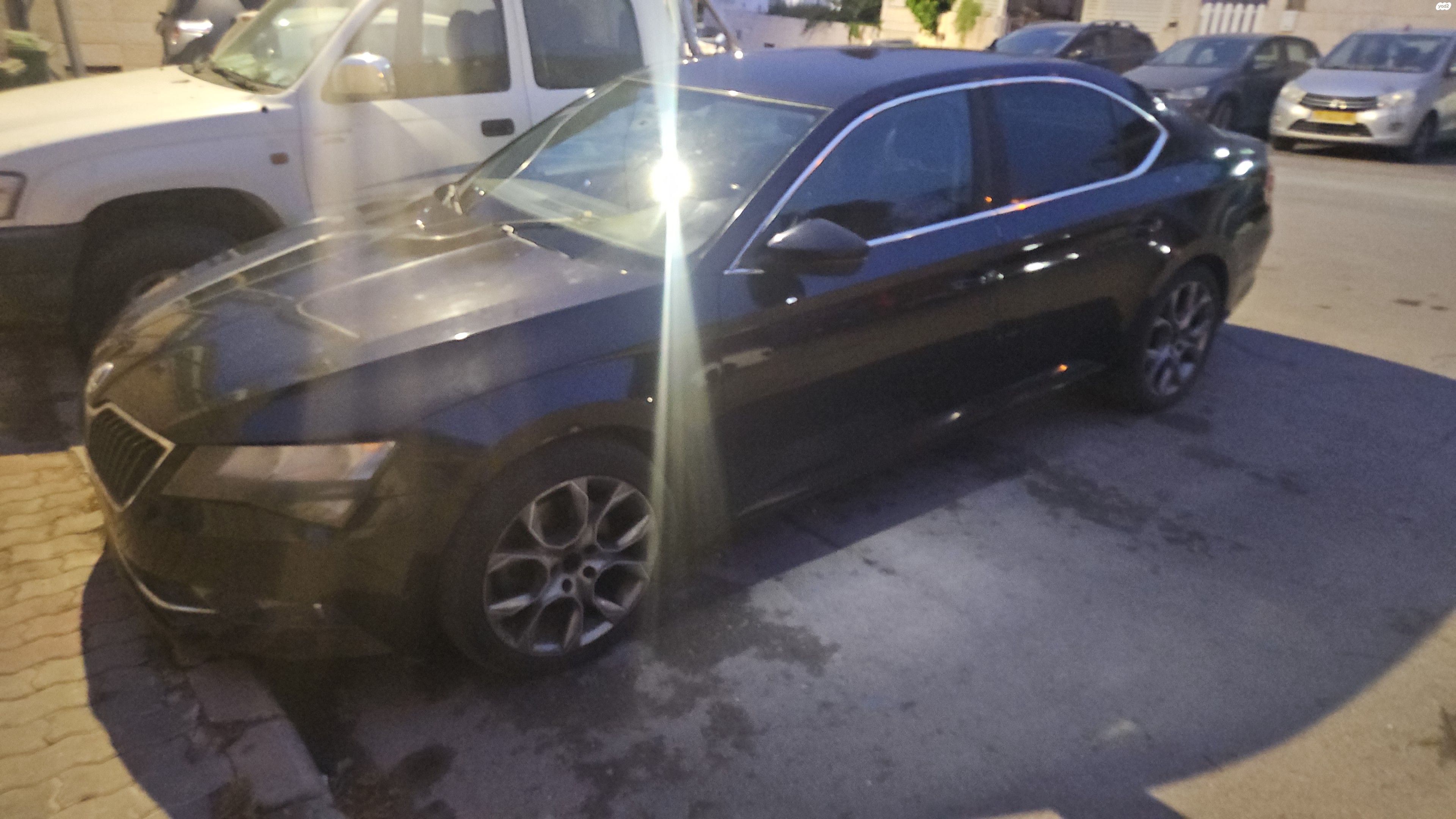 מודעת רכב סקודה סופרב