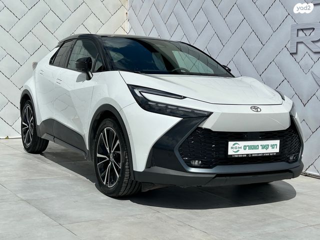 מודעת רכב טויוטה C-HR