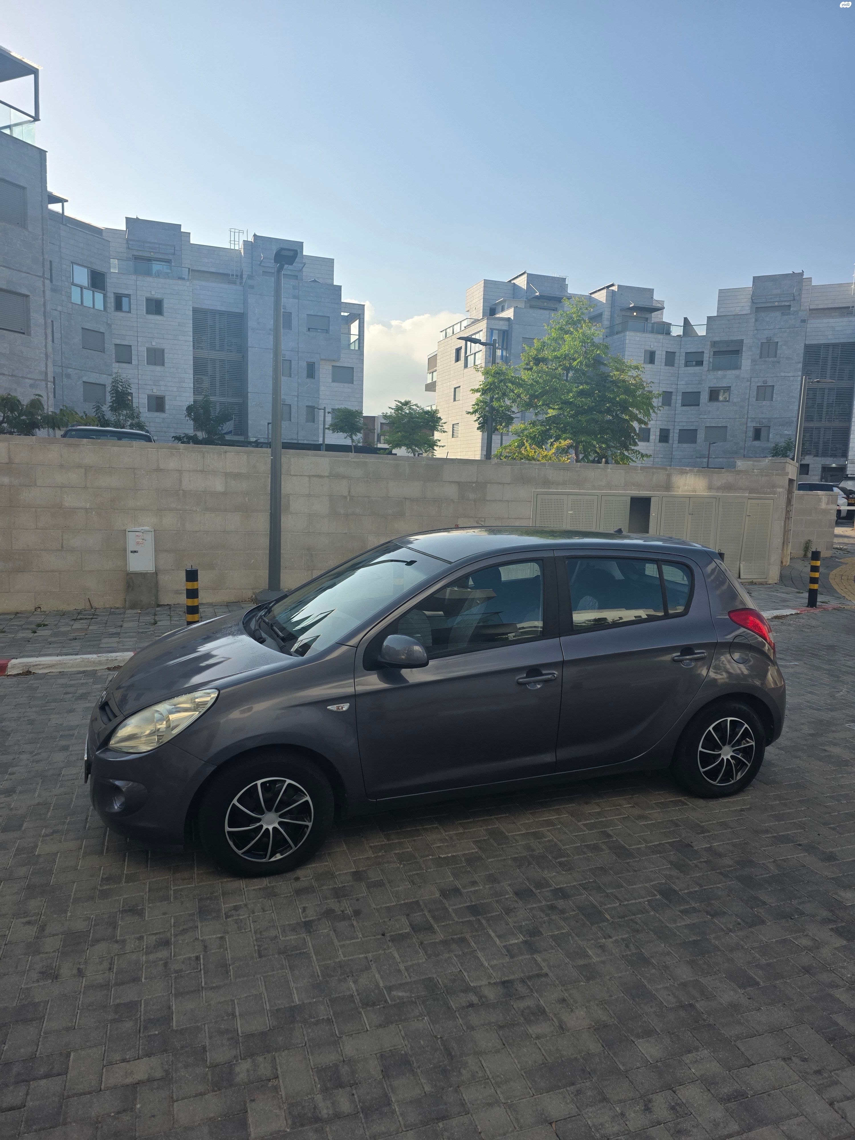 מודעת רכב יונדאי i20