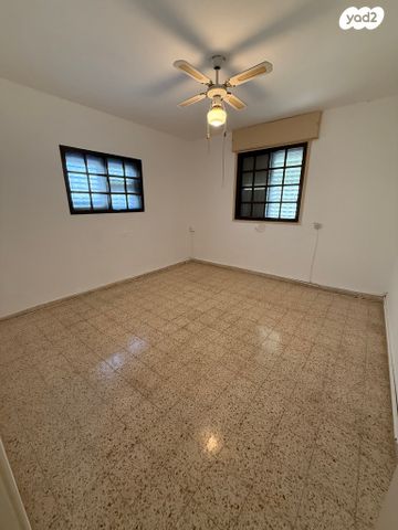 דירה, ברזילי 4, קרית ים א', קרית ים