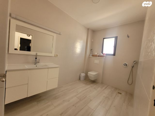 בית פרטי/ קוטג', האלה, כפר חנניה