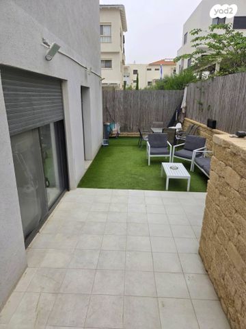 דירת גן, קרית טבעון