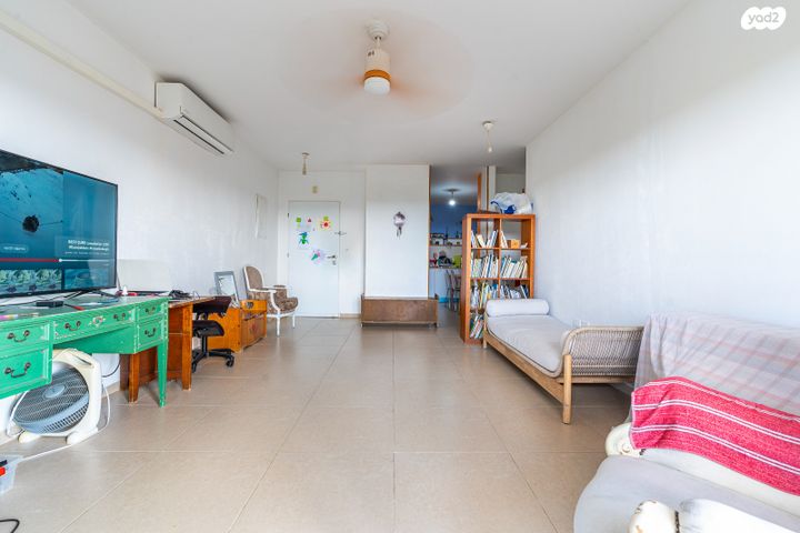 דירה, אורן, החורש, חריש