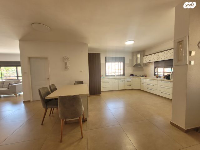 בית פרטי/ קוטג', האלה, כפר חנניה