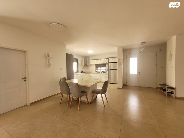 בית פרטי/ קוטג', האלה, כפר חנניה