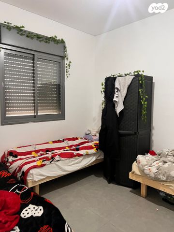 דירה, קריניצי, שכונת בן גוריון, מרכז העיר ג', רמת גן