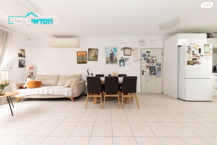 דירה, אהרון חג'ג', נאות בן גוריון, יבנה