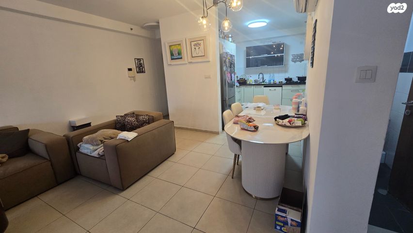 דירה, האיכרים, גני אזור, אזור