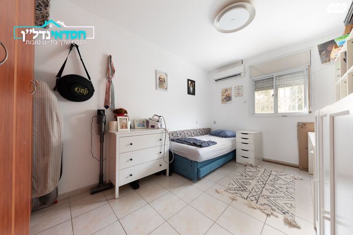 דירה, אהרון חג'ג', נאות בן גוריון, יבנה